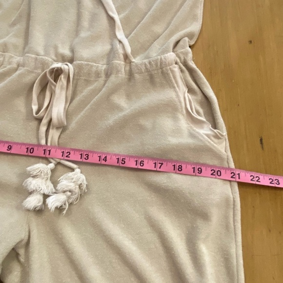 Women’s Tan Jumpsuit Sleeveless Adjustable Tie Waist Cropped Leg Terry large - Picture 8 of 13